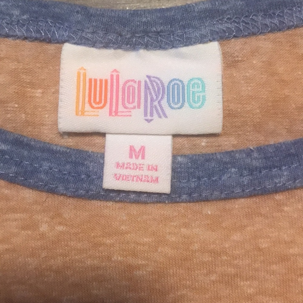 Lula Roe tee - Picture 2 of 2